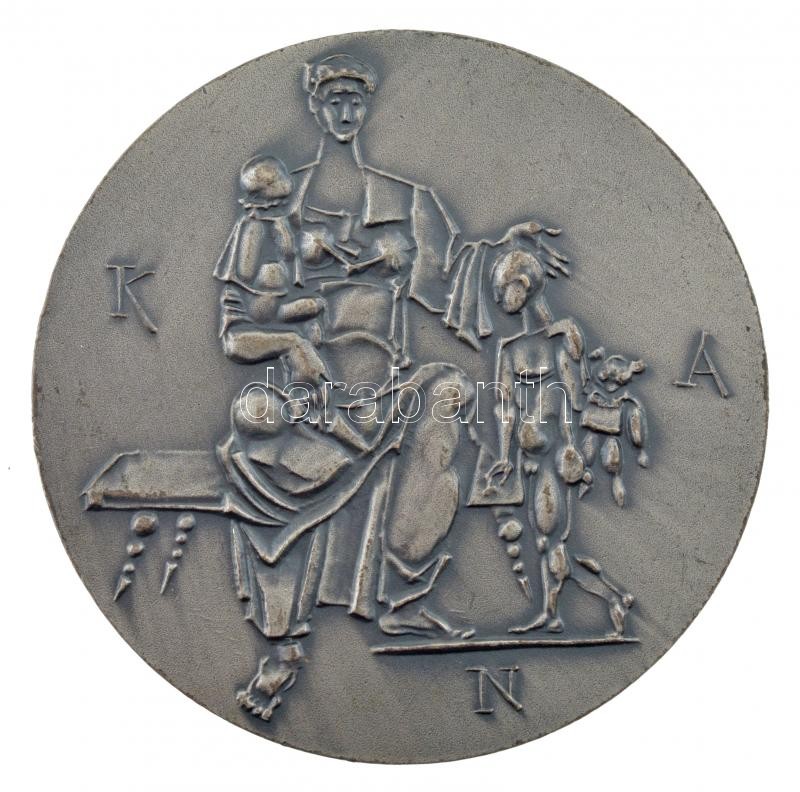 Kiss Nagy András (1930-1997) DN 'Bács-Kiskun Megyei Tanács Kórház-Rendelőintézetért' kétoldalas, ezüstpatinázott bronz emlékérem (60mm) T:2 kopott ezüstözés - Image 2