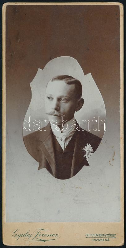 1906 Előpatak, férfiportré, keményhátú fotó Gyulai Ferenc sepsiszentgyörgyi műterméből, 16,5×8 cm