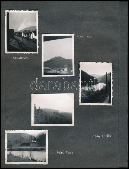 1944 45 db feliratozott fénykép albumlapokon: Rahó, katona, Tiszavölgy, Tiszaköz, orosz húsvét népviseletet viselő helyiekkel, stb.