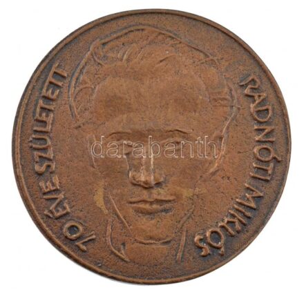 1979. '70 éve született Radnóti Miklós' egyoldalas bronz emlékérem (53mm) T:1-