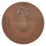 Kiss Nagy András (1930-1997) 1990. 'Joannes Paulus PP.II / ORATORIUM IN HON. MAGNAE DOMINAE HUNGARORUM BENEDIXIT DIE VIII OCT. MCMLXXX' kétoldalas bronz emlékérem (50mm) T:1- ph - Image 2