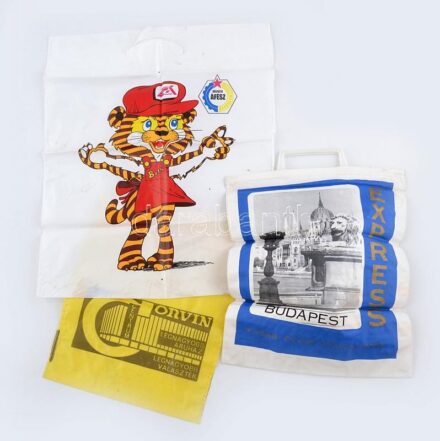 cca 1980 Vegyes reklámzacskó tétel, Corvin, Express, Délpesti ÁFÉSZ, 45x37 cm, és 31x24 cm közötti méretben