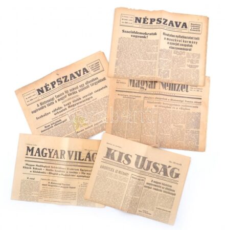 1956 Vegyes 1956-os újság tétel, 5 db: Kis Újság 1956 nov. 1., szakadt, 4 p.; Népszava 1956. nov. 3., szakadt, 4 p.; Magyar Világ 1956. nov. 3., I. évf. 3. sz., 4 p.; Magyar Nemzet 1956. nov. 4., szakadt, 6 p.; Népszava 1956. nov.
