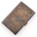 Ezüst cigaretta tárca, jelzett, belül gravírozással 65g 8x5 cm