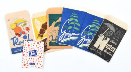 cca 1940 6 féle (7 db) gyógyszertári gyógycukorka reklámos papírtasak / pharmacy pill bags