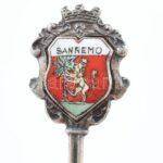 Ezüst (Ag) zománcos dísz kanál Sanremo címerével, jelzett, h: 10 cm, bruttó: 9,37 g - Image 2
