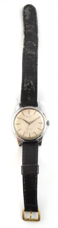 Dulfi kézi felhúzós mechanikus karóra, működő, jó állapotban, karcos óratok, plexi sérült d: 32 mm - Image 2