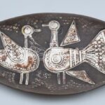 Madaras tál. Mázas kerámia, jelzett. hibátlan 37x18 cm