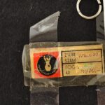 Jelzés nélkül: Királylány. Tűzzománc, fakeretben. 30x15 cm - Image 2