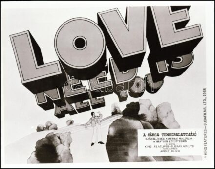 cca 1968 A Beatles együttes zenéjére épült/készült ,,Sárga tengeralattjáró' című amerikai rajzfilm jelenetei, 10 db filmfotó NEGATÍVJA, 6x7 cm