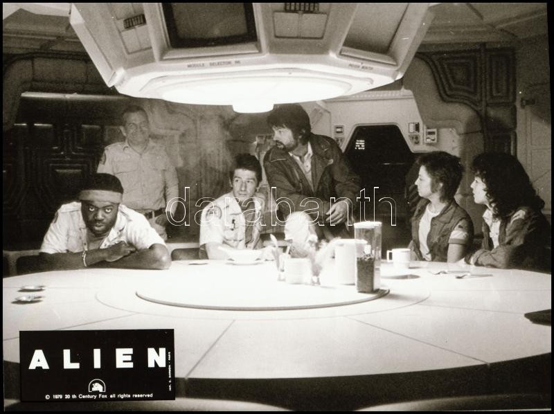 cca 1979 ,,Alien - az idegen, a szörny' című amerikai sci-fi film jelenetei, 9 db produkciós NEGATÍV felvétel, 6,3x4,8 cm és ehhez közeli méretek (+ - 1-2 mm)