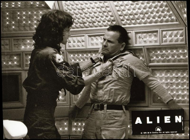 cca 1979 ,,Alien - az idegen, a szörny' című amerikai sci-fi film jelenetei, 9 db produkciós NEGATÍV felvétel, 6,3x4,8 cm és ehhez közeli méretek (+ - 1-2 mm) - Image 4