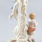 Német puttós lámpatest, porcelán, jelzett, apró lepattanásokkal, teteje lecsiszolt, m: 27 cm - Image 2