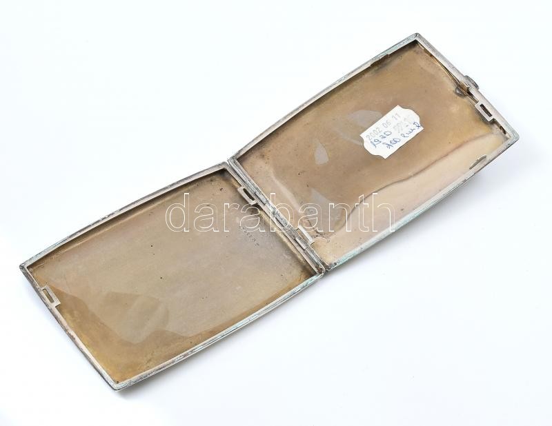 Ezüst (Ag) cigarettatárca, kissé kopott zománc díszítéssel, gravírozással, jelzett 152g - Image 3