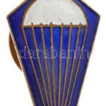 Szovjetunió DN Ejtőernyős zománcozott fém T:1- Soviet Union ND Paratrooper enamelled metal C:AU