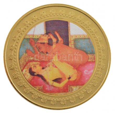 DN 'Kámaszutra - Sárkánypozíció' aranyozott Cu multicolor érem, német nyelvű leírással, magyar tanúsítvánnyal T:1 ND 'Kamasutra - Die Drachen-stellung' gold plated multicolor Cu coin with German language description and Hungarian
