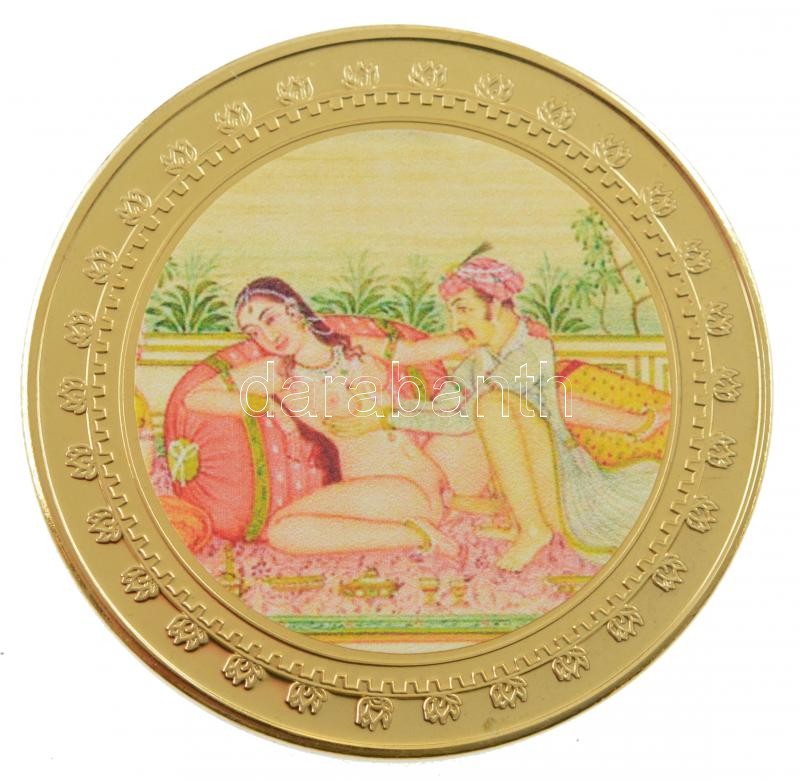 DN 'Kámaszutra - Lótuszállás' aranyozott Cu multicolor érem, német nyelvű leírással T:1 ND 'Kamasutra - Die Lotosstellung' gold plated multicolor Cu coin with German language description C:UNC