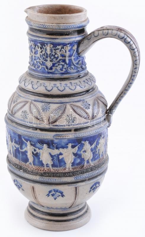 Antik, német, historizáló, kőedény korsó, jelzés nélkül, kopásokkal, apró csorbával, m: 31 cm