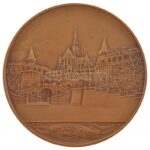 Berán Lajos (1883-1943) 1931.'Budapesti emlék' kétoldalas bronz emlékérem, tokban (41mm) T:1- - Image 2