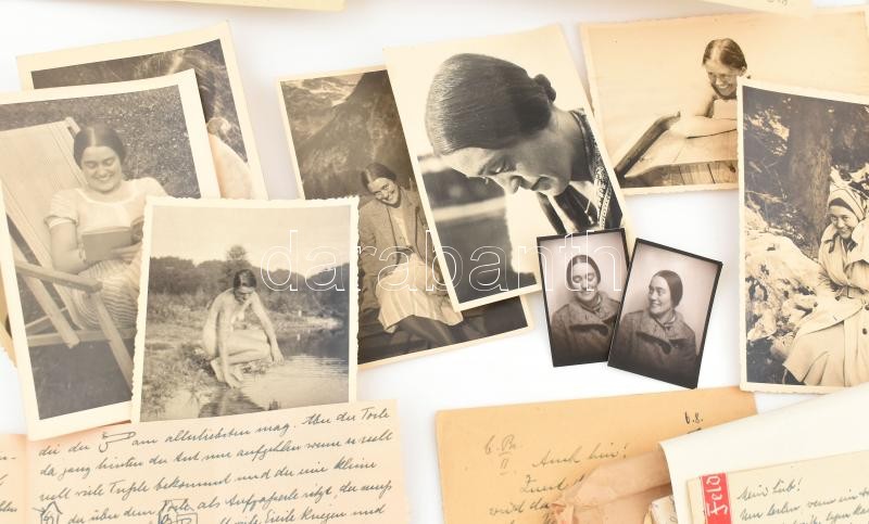 cca 1935-1940 Erotika a 3. birodalomban. Két, náci párttag fiatal erotikus tartalmú levelezése és kapcsolódó okmányok, rajzok. Fotók, közötte erotikus, porno rajzok, szerelmes levelek náci fejléces papírok, reklámok, stb - Image 2