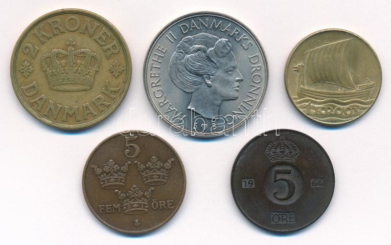 Dánia 1925. 2kr Cu + 1973. 5kr Cu-Ni 'II. Margit' + Észtország 1934. 1K + Svédország 1938. 5ö bronz + 1964. 5ö bronz T:1--2- Denmark 1925. 2 Kroner Cu + 1973. 5 Kroner Cu-Ni 'Margaret II' + Estonia 1934. 1 Kroon Cu + Sweden 1938. 5 Öre