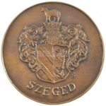 ~1970-1980. 'Véradásért - Vöröskereszt Véradó Szolgálat / Szeged' kétoldalas, öntött bronz emlékérem (88mm) T:1- kis ph - Image 2