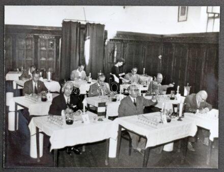 1960 Budapesti Nemzetközi Borverseny, fotó-összeállítás 21 db fotóval, albumba rendezve, 9×12 és 7×9 cm