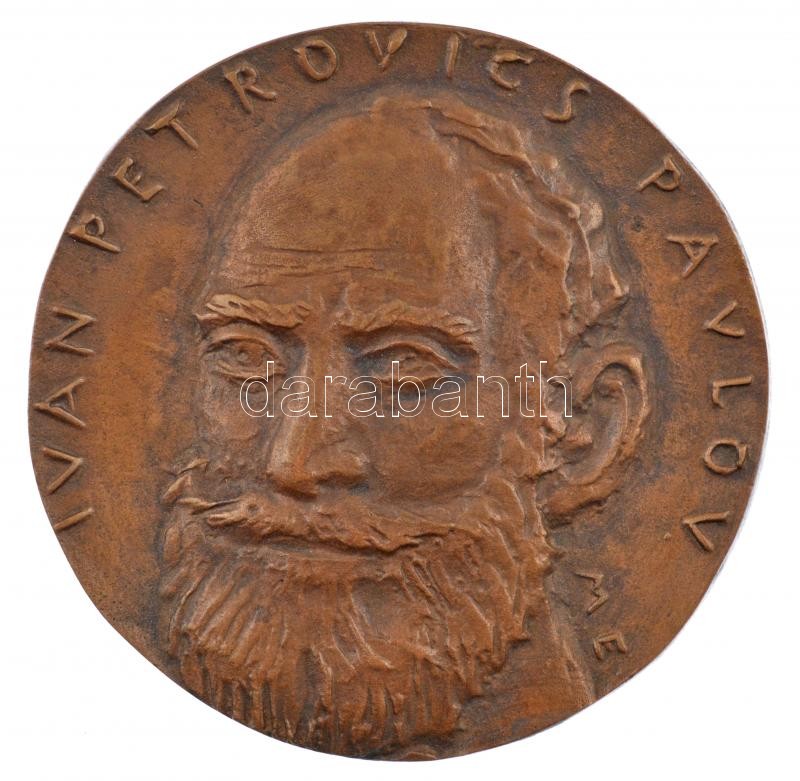 Miró Eszter (1935-2006) DN 'Ivan Petrovics Pavlov' egyoldalas bronz emlékplakett (98mm) T:1- kis patina