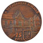 Peternák Gusztáv (1928-2003) 1974. '75 éves a tatabányai kórház' kétoldalas bronz emlékérem (60mm) T:1- kis patina