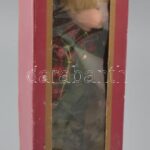 Retró porcelán fiú baba, szép öltözékben, The Heritage Mint Collection, eredeti sérült dobozában, m: kb. 40 cm - Image 2