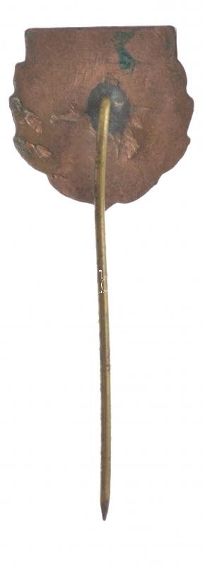 1934. 'Horthy Miklós P.L.E. (Polgári Lövész Egyesület) 1934' bronz jelvény (18x18mm) T:2 Hungary 1934. 'Horthy Miklós Civilian Rifle Association 1934' bronze badge C:XF - Image 2