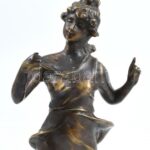Olvashatatlan jelzéssel: Nő. Öntött, patinázott bronz, hiányos, tükör letört, m: 27 cm - Image 4