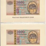 2000. 2000Ft (2x) 'Millenium' eredeti, bontatlan díszcsomagolásban, sorszámkövetők 'MM 0371531 - MM 0371532' T:I Adamo F56A