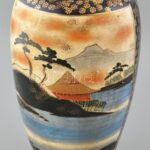 Japán díszváza, fajansz, jelzett, 1900-20. körül. Kopásnyomokkal, m: 32,5 cm - Image 3