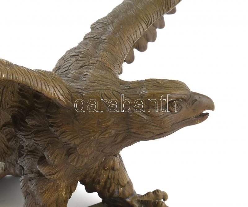 Jelzés nélkül: Turul. Öntött, patinázott bronz, m: 19 cm, d: 39 cm - Image 4