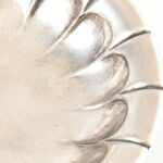 Ezüst (Ag) Art Deco kínálótál, jelzett, korának megfelelő állapotban, d: 22 cm, nettó: 323g - Image 2