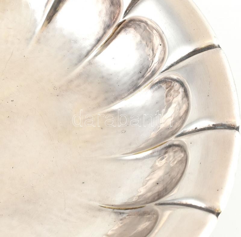 Ezüst (Ag) Art Deco kínálótál, jelzett, korának megfelelő állapotban, d: 22 cm, nettó: 323g - Image 2