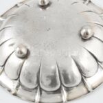 Ezüst (Ag) Art Deco kínálótál, jelzett, korának megfelelő állapotban, d: 22 cm, nettó: 323g - Image 3