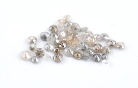 Apró gyémántok, 46 db, össz. 0,51 ct
