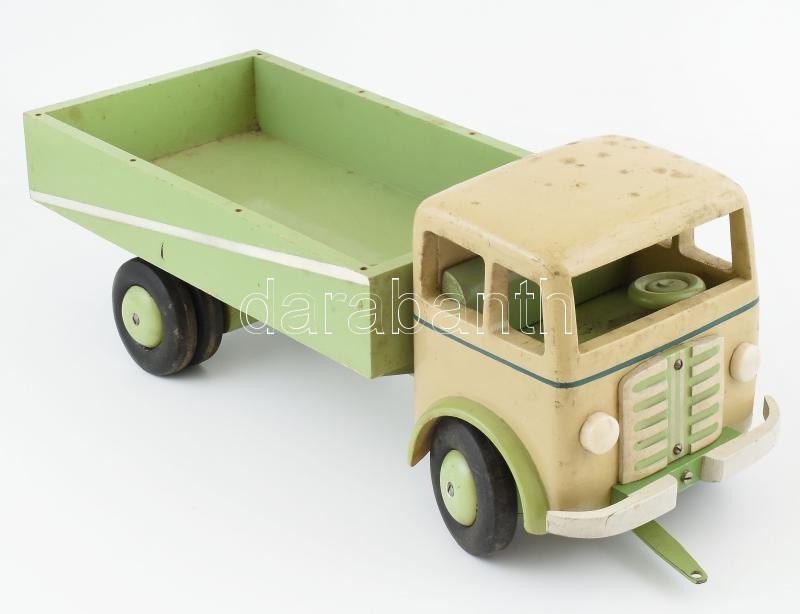 cca 1960 Magyar Fajátékgyár teherautó fa, gumi kerékkel, kormányozható első kerekekkel. Jó állapotban 46 cm