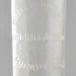 Kugler Henrik Gerbaud Budapest üveg, kis kopásnyomokkal, m: 20,5 cm - Image 2