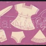 1961 Tanrend és Sew me, 2 db kézzel festett terv, tempera, papír, jelzett a hátoldalán (Sztraka?), 15,5x22,5 és 8,5x26,5 cm - Image 2