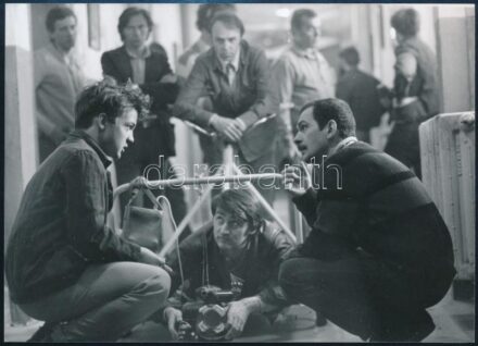 1982 Megáll az idő című, Gothár Péter rendezte film fotója, Jávor István felvétele, hátoldalán feliratozott, későbbi előhívás, 13x18 cm