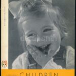 Klara Langler: Children Photos. Bp., 1963. Pannonia Press. Kiadói papírkötésben. 63p.