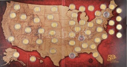 Amerikai Egyesült Államok 1999-2008. 1/4$ aranyozott Cu-Ni '50 Állam' (47xklf), nagyalakú karton berakóban, mely az Egyesült Államok térképét ábrázolja T:1-2 USA 1999-2008. 1/4 Dollar gilt Cu-Ni '50 States Quarters' (47xdiff) in big