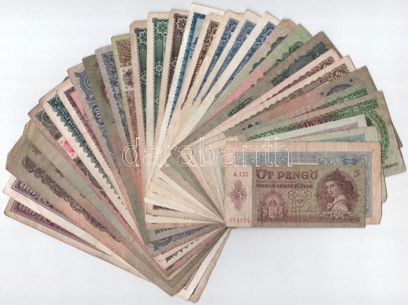 1930-1946. 32db-os Pengő bankjegytétel, közte 1944. 1P-100P 'Vöröshadsereg Parancsnoksága' (7xklf) + 1930. 20P T:III,III-