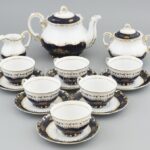 Zsolnay Pompadour mintás porcelán teás készlet, kézzel festett, jelzett, hibátlan.
