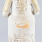Kovács Éva (1938-): Paraszt. Mázas kerámia. Jelzett. Kopásokkal. m: 30 cm - Image 2