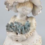 Kovács Éva (1938-): Tulipános lány. Mázas kerámia. Jelzett. minimális csorbákkal. m: 22 cm