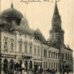 1906 Nagykikinda, Kikinda; Városház, Angner A. m. kir. dohány nagy és különlegességi áruda, Pentz Miklós üzlete / town hall, shops (EK)